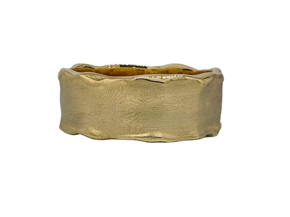 750 Yellow Gold Desinger Luxurious Ring