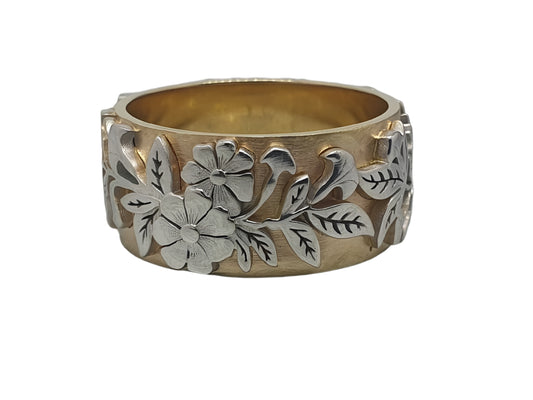 585 Yellow/White Gold Unusual Wedding Ring with Flowers