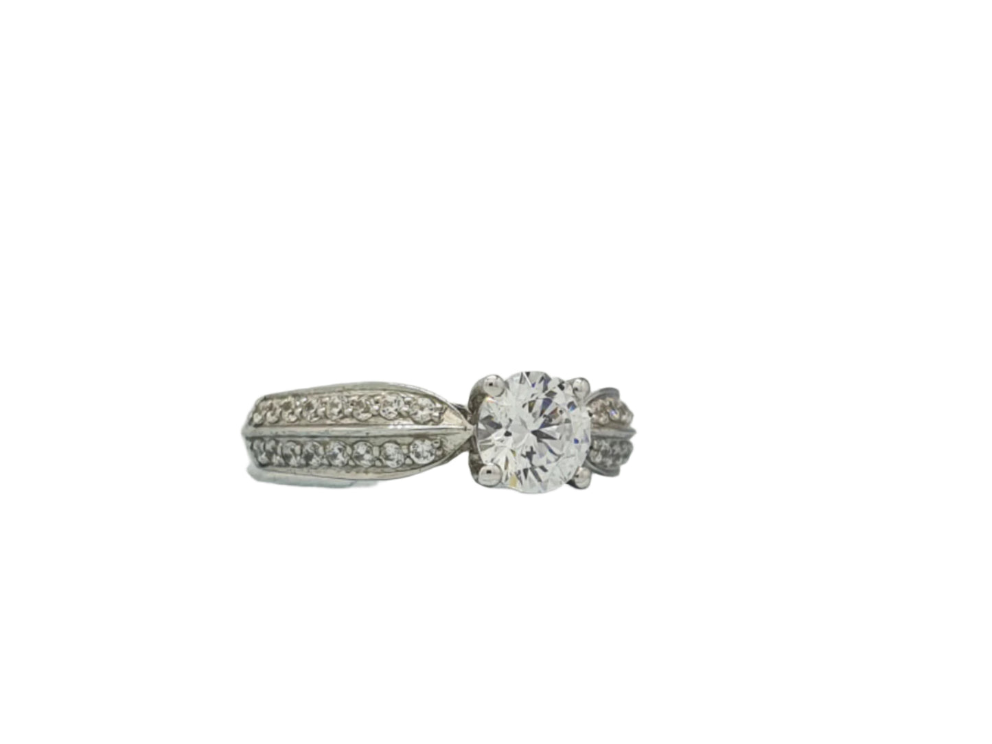 585 White Gold Elegant Engagement Ring with Diamonds