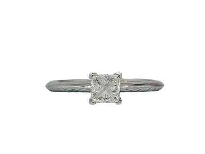 585 White Gold Elegant Engagement Ring in with Diamond 0.51 сt