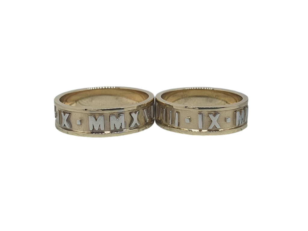 585 Yellow/White Gold Unusual Wedding Rings with Roman Numerals Pattern