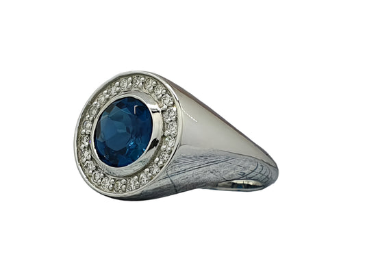 925 Silver Ring as a Gift with Topaz and Fianites