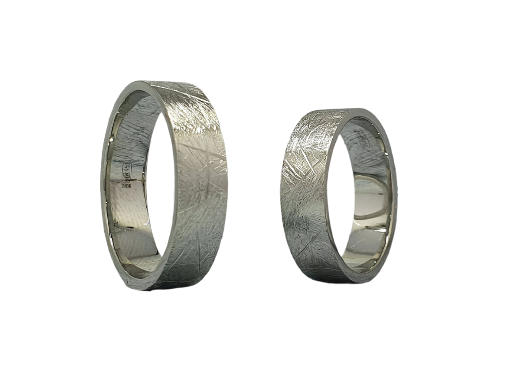 950 Platinum Stylish Textured Paired Rings