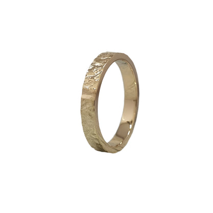 Ring with texture, unusual gold ring